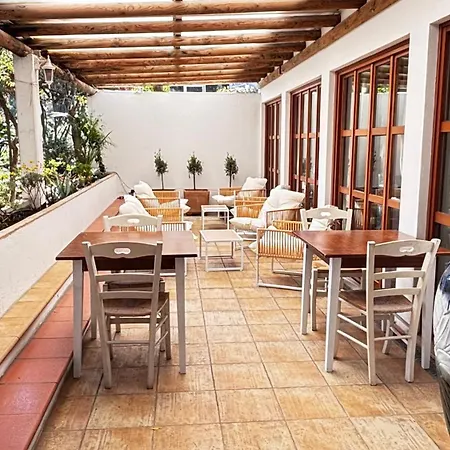 Hotel La Bastide 2*