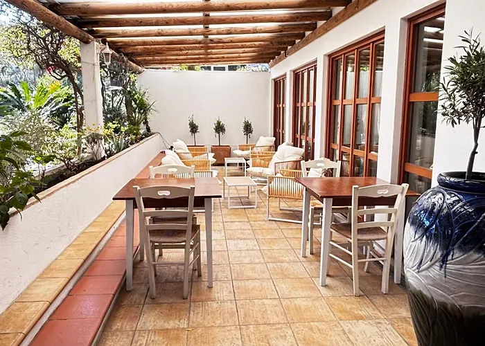 Hotell La Bastide 2*